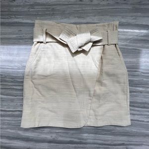 New With Tags Sézane cream wrap skirt with tie size 36 US 4
